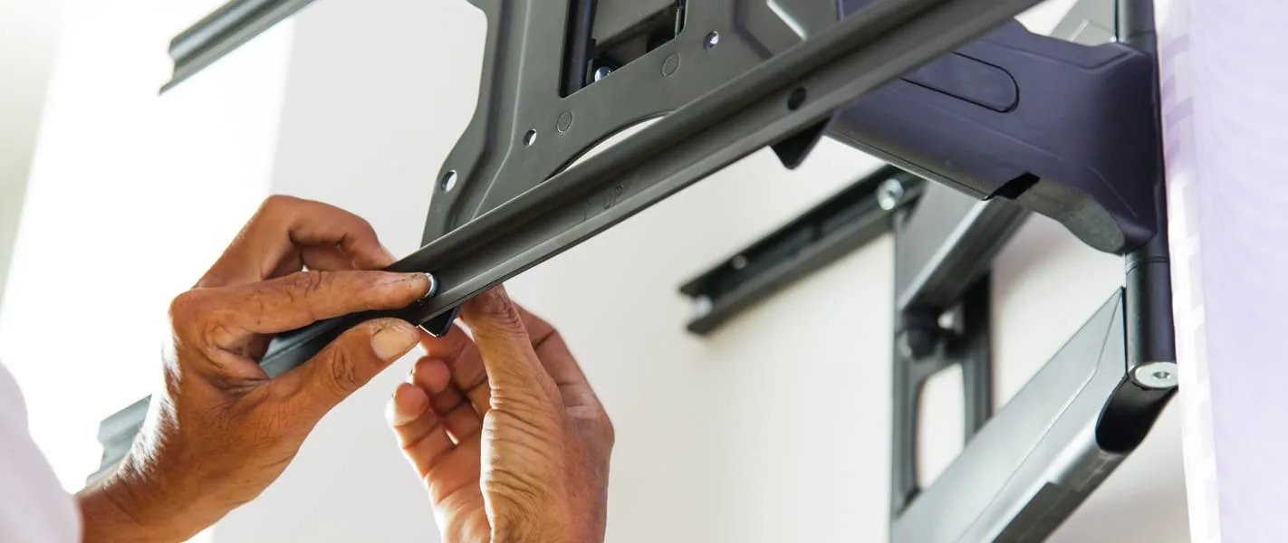 TV Mount Services Living Area